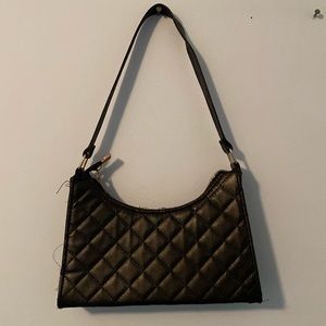 Short padded patterned purse ⭐️